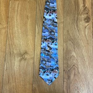 Lost kingdom neck tie